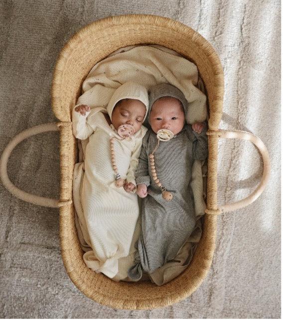 How to Dress a Newborn - Pudgy Fingers