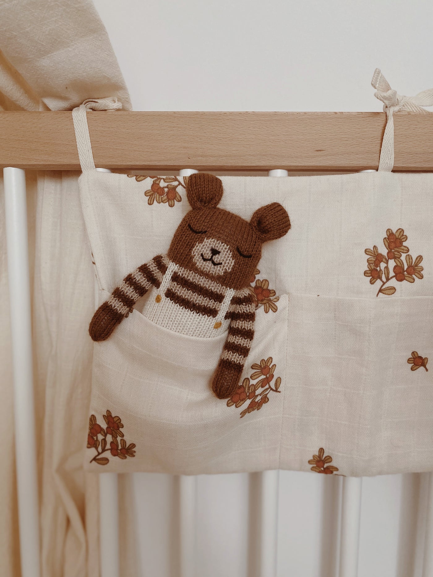 TEDDY KNIT TOY - ECRU OVERALLS