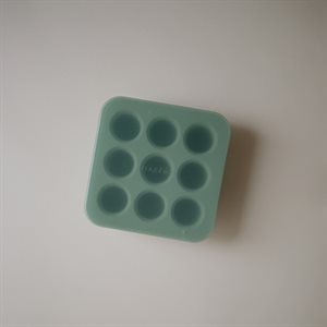 Mushie Fresh Food Feeder - Freezer Tray - Cambridge Blue
