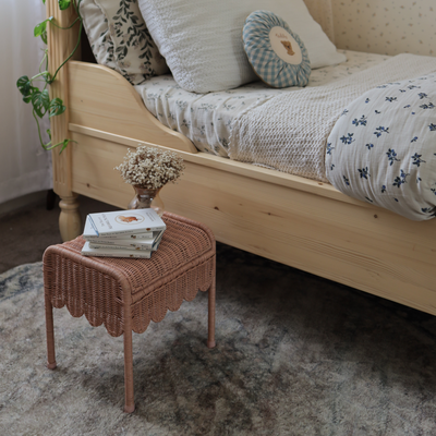 Petal Storie Stool, Seashell Pink
