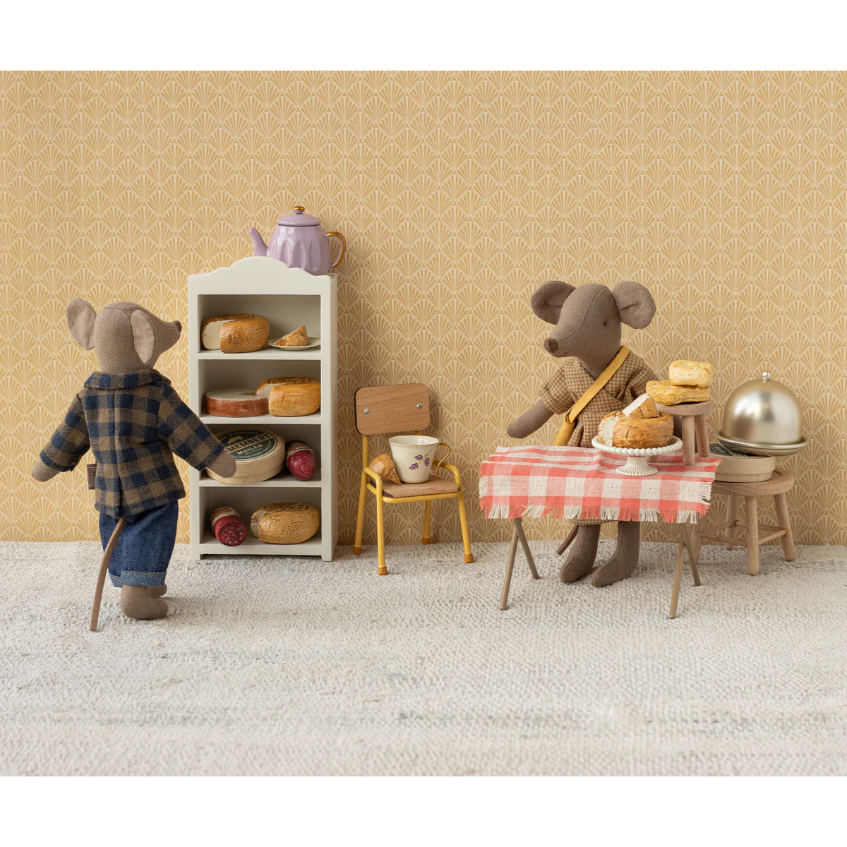 Maileg, Brown checked shirt and pants, Dad mouse