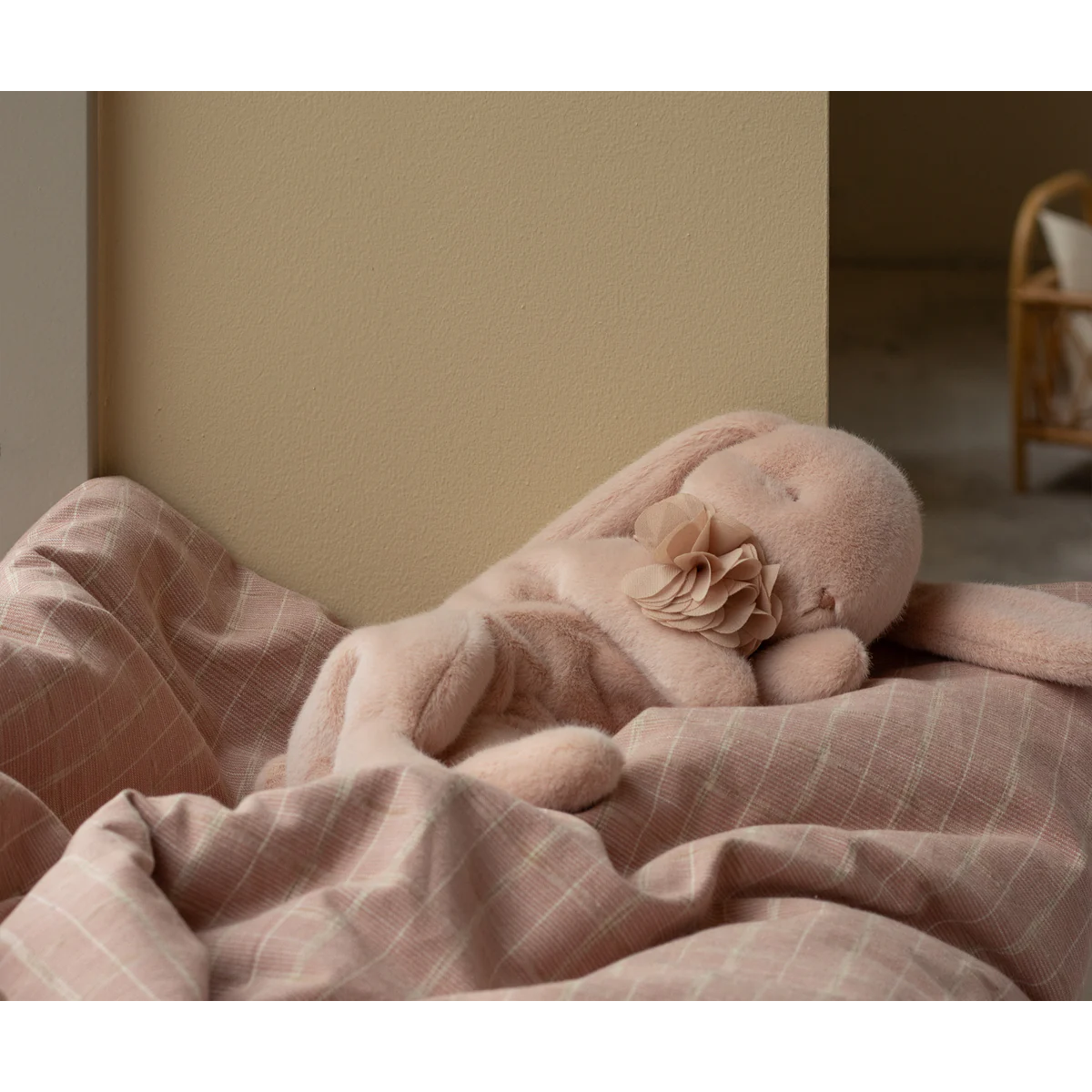 Maileg, Sleeping Bunny Plush, Small Powder