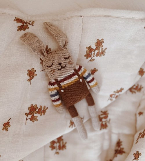 MAIN SAUVAGE BUNNY KNIT TOY - RAINBOW SWEATER