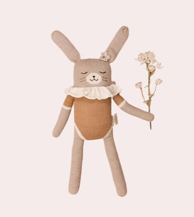 MAIN SAUVAGE BUNNY KNIT TOY - OCHRE