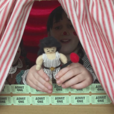 Holdie Circus Folk, Samson the Strongman