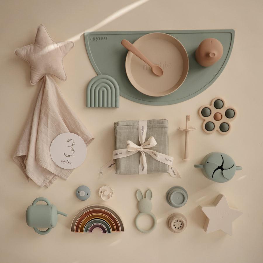 Flower Press Toy (Dried Thyme/Natural/Shifting Sand) - Pudgy Fingers